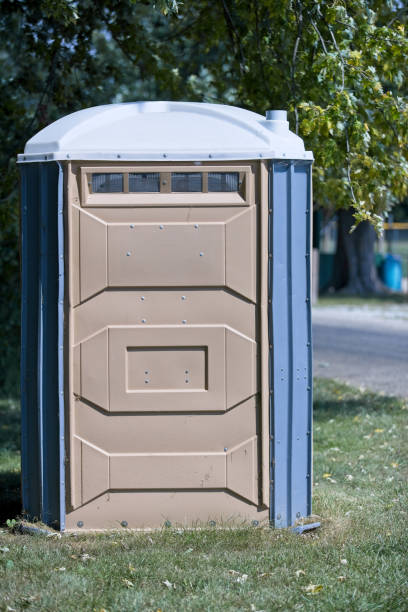 Portable Toilet Options We Offer in Peachtree City, GA